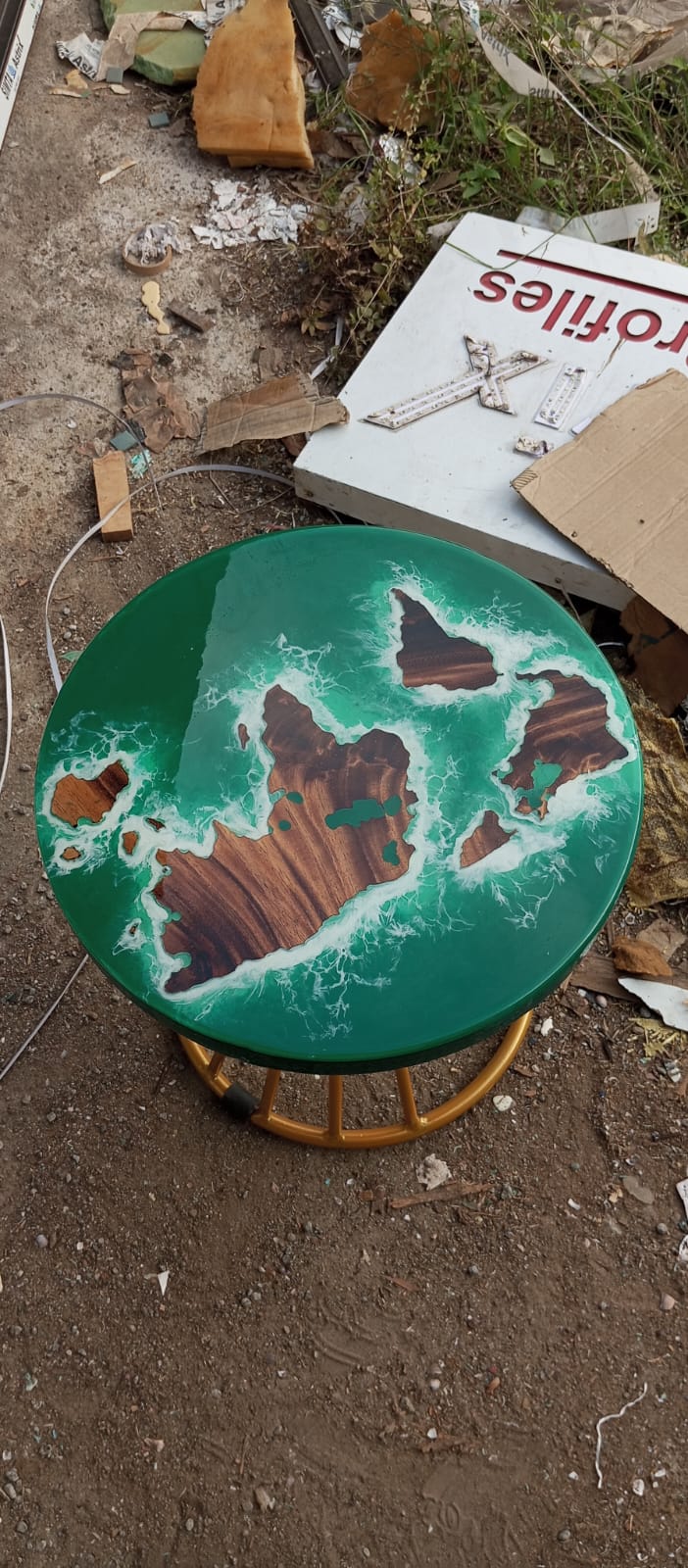 Aqua World Green Epoxy Coffee Table - NANDAK DECORS