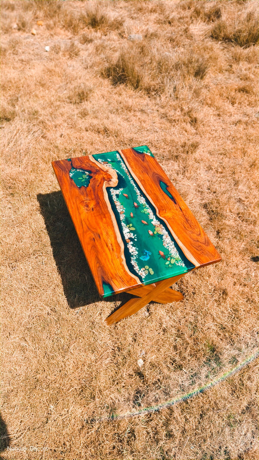 Green Ocean Epoxy Coffee Table - NANDAK DECORS