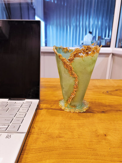 Premium Classic Green Resin Tissue Paper Holder by NANDAK DECORS